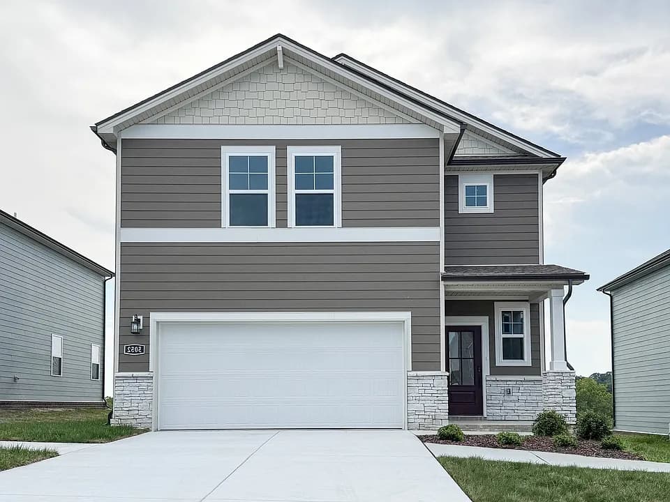 Main property photo